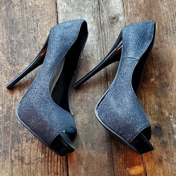 Shimmer Platform Peep-Toe Heels 😍 - Picture 2 of 6